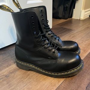 Dr. Martens Boot